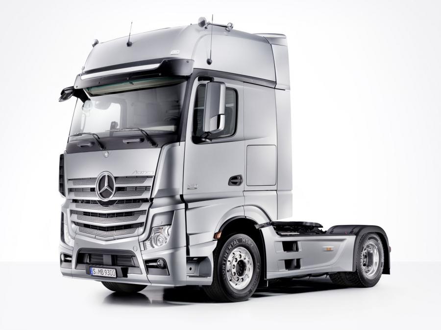  Mercedes-Benz Actros 1851 2011 года  (фото 1 из 14)
